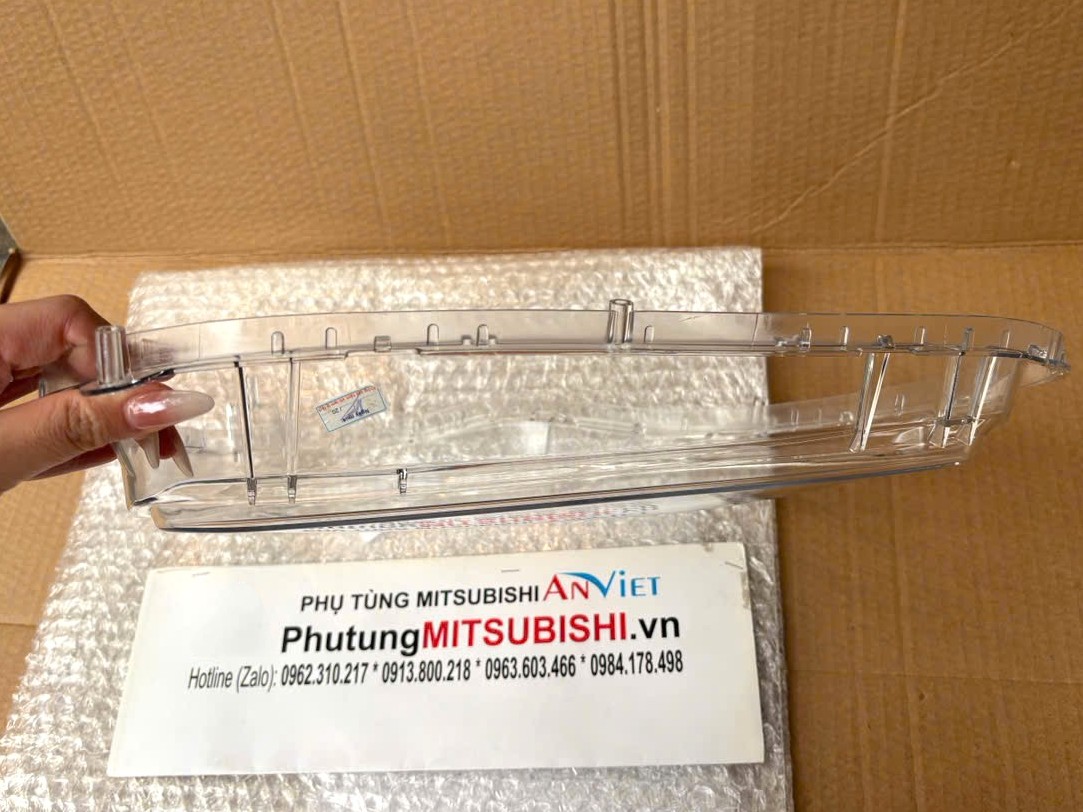 Vỏ, Mặt kính nhựa đèn pha dùng cho xe Xpander 2018-2022 | DEKOSHI DK-8301D121-1, DK-8301D122-1 | Mặt đèn pha của 8301D121, 8301D122