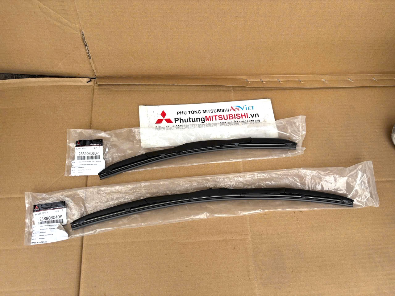 Bộ chổi gạt mưa trước xe Mitsubishi Destinator DST 28890B060P 28890B040P 28890B050P 28890B070P