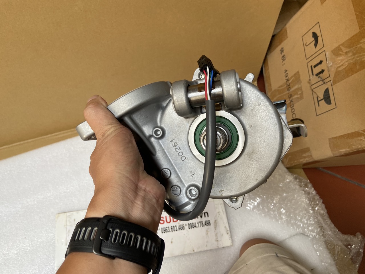 Cột lái, cọc lái, trục lái không bao gồm mô tơ xe Mitsubishi Destinator DST 48810B010P