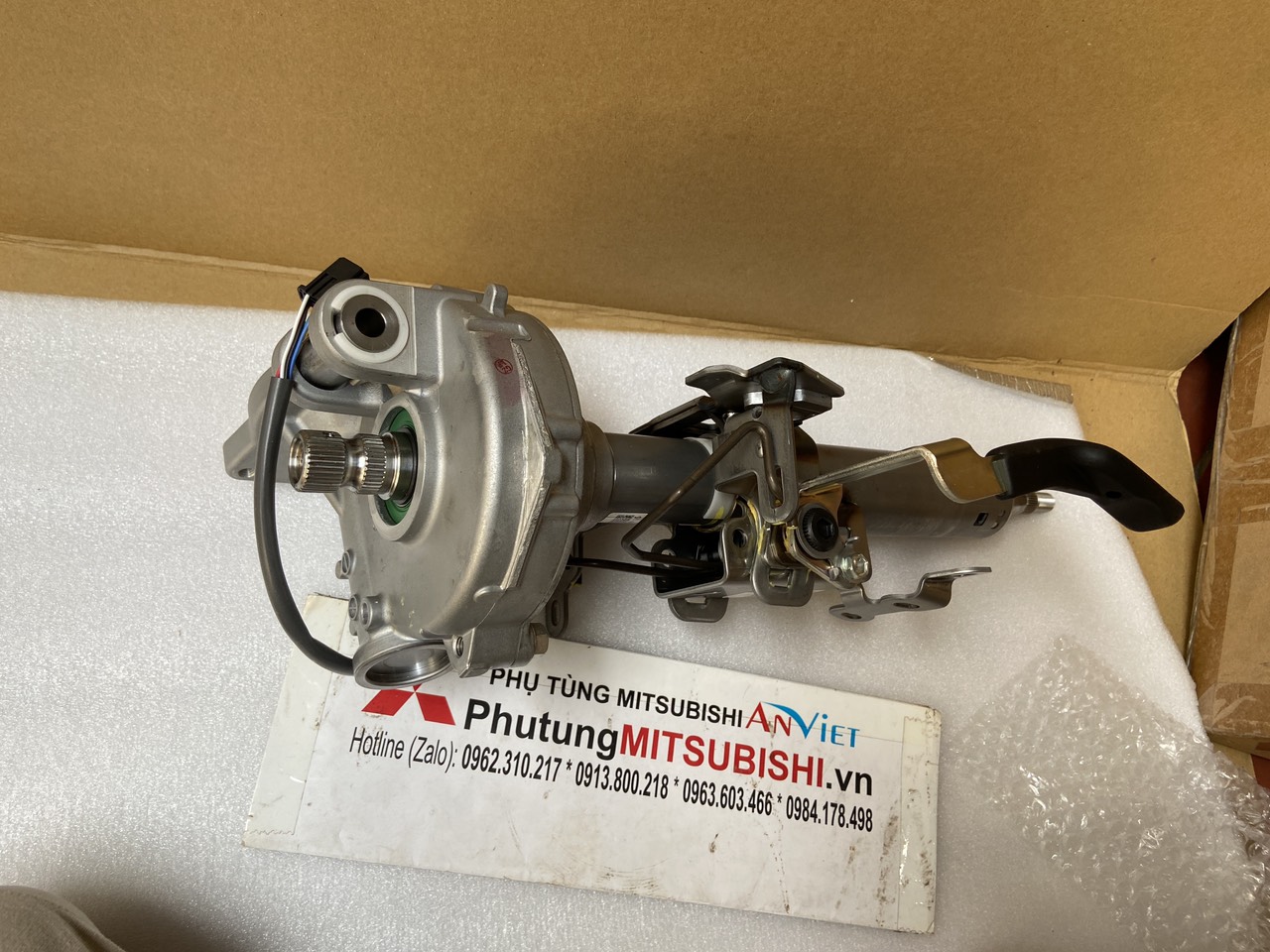 Cột lái, cọc lái, trục lái không bao gồm mô tơ xe Mitsubishi Destinator DST 48810B010P