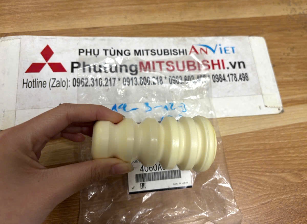 Cao su tăm bông giảm xóc sau Mitsubishi Destinator DST 4060A047