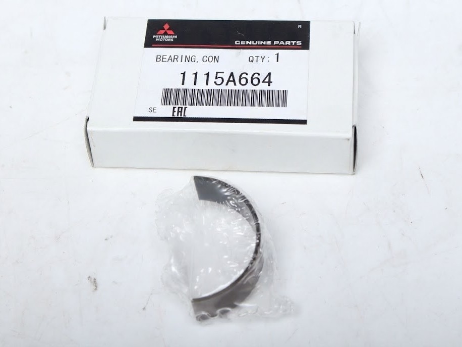 Bạc biên miếng trên Mitsubishi Destinator DST 1115A664