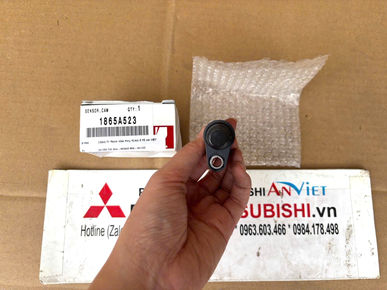 Cảm biến vị trí trục cam Mitsubishi Destinator DST 1865A523