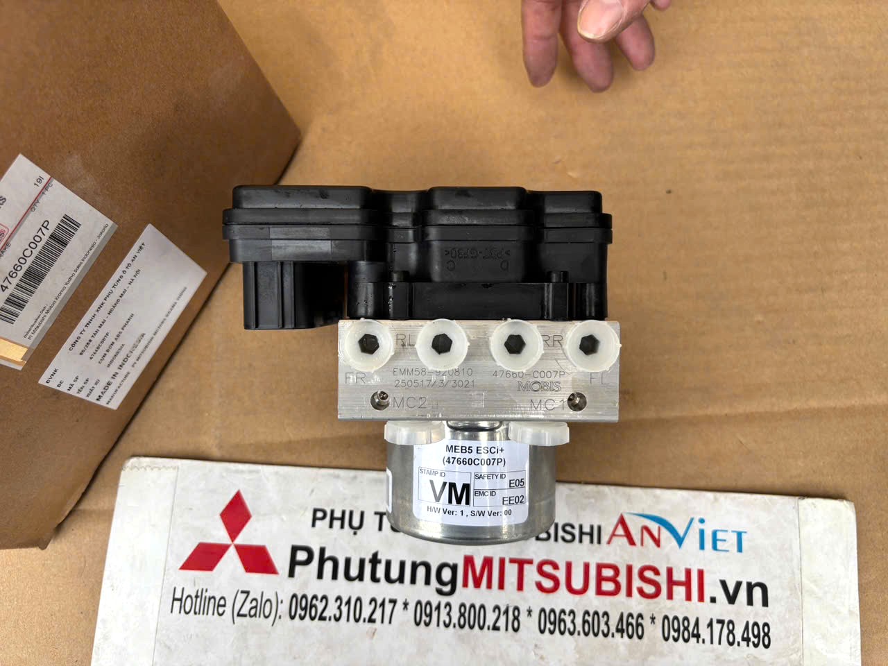 Cụm bơm ABS phanh Mitsubishi Destinator DST 47660C007P