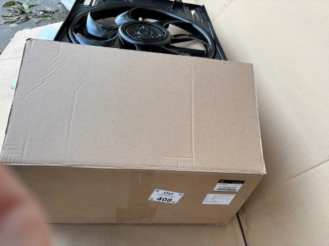 Cụm lồng quạt làm mát két nước Mitsubishi Destinator DST (gồm cánh quạt, mô tơ) 21580W230P