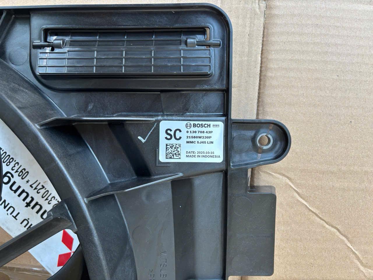 Cụm lồng quạt làm mát két nước Mitsubishi Destinator DST (gồm cánh quạt, mô tơ) 21580W230P