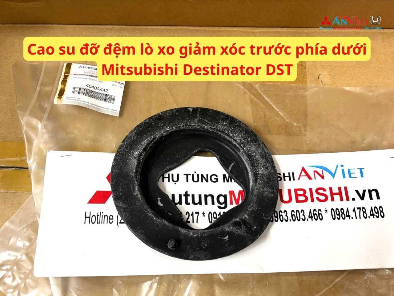 Cao su đỡ đệm lò xo giảm xóc trước phía dưới xe Mitsubishi Destinator DST 4040A442