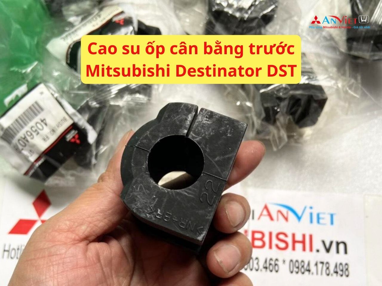 Cao su ốp cân bằng trước xe Mitsubishi Destinator DST 4056A079