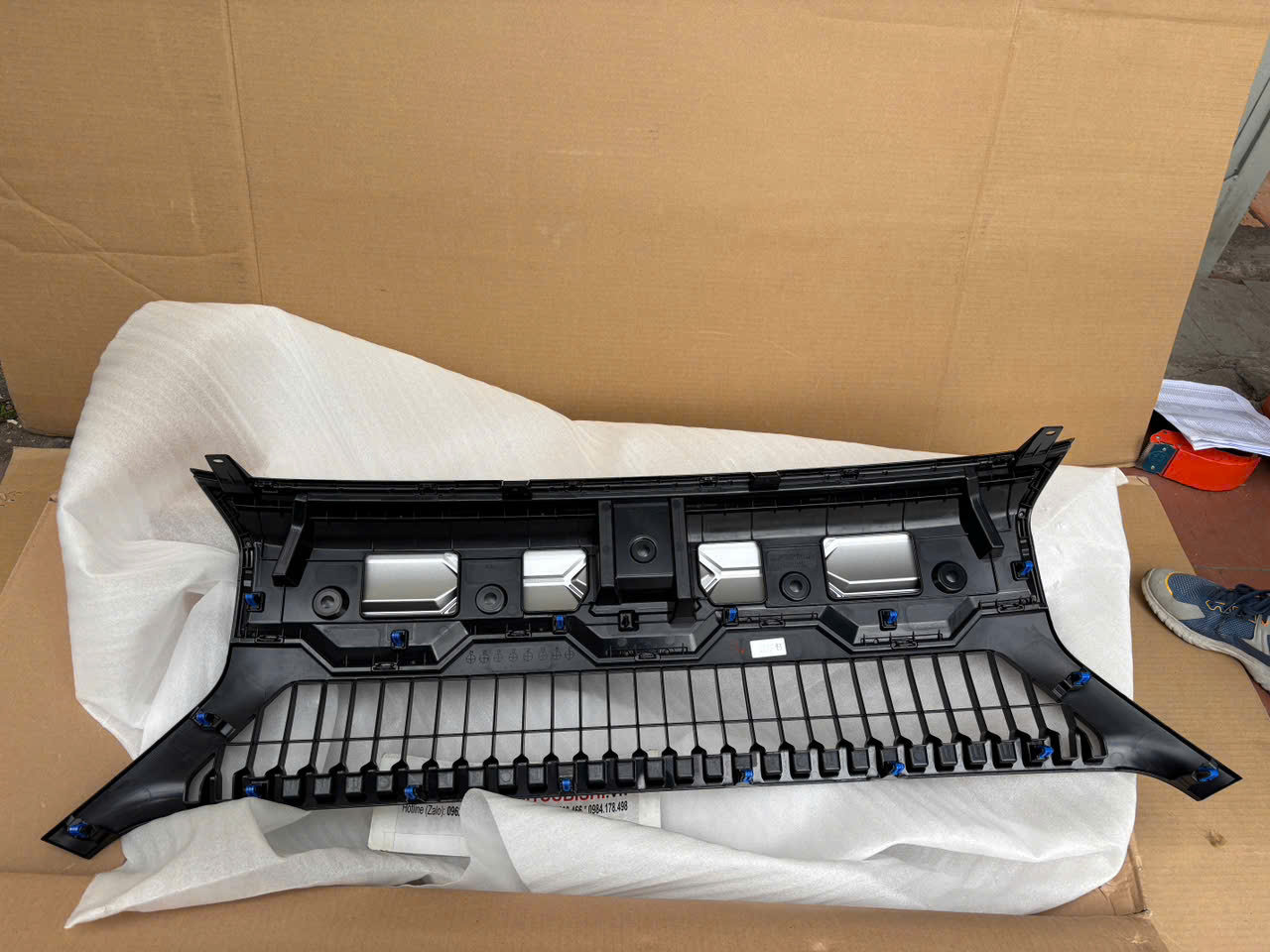 Mặt calang Mitsubishi Destinator DST Ultimate