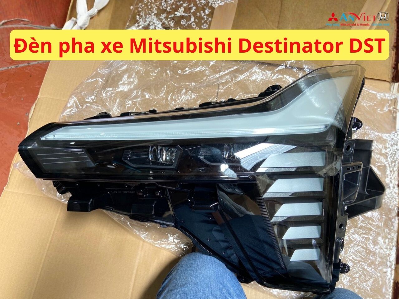 Đèn pha xe Mitsubishi Destinator DST 26060C000P 26010C000P