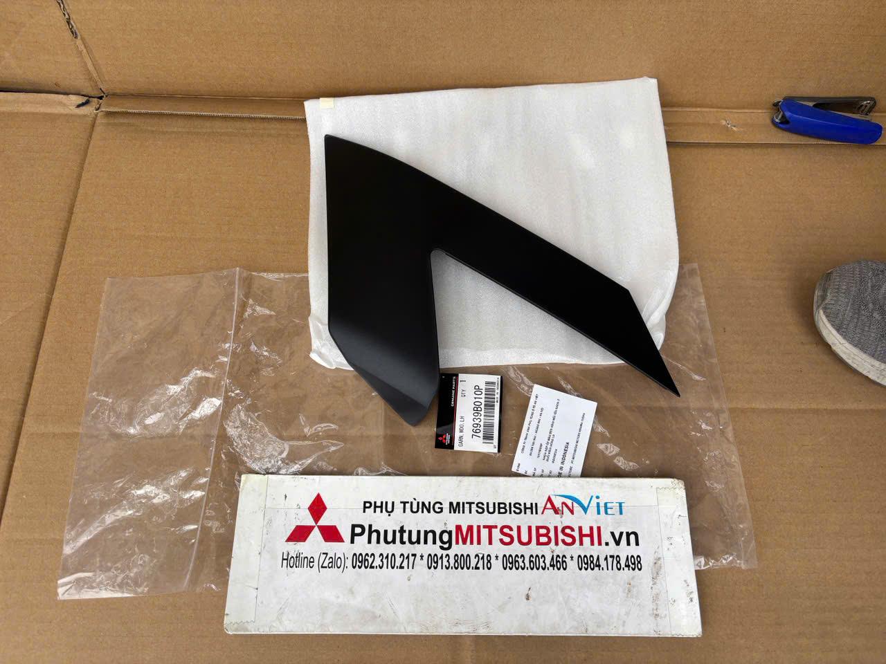 Nẹp nhựa đuôi kính hông Mitsubishi XForce 76939B010P 76938B010P