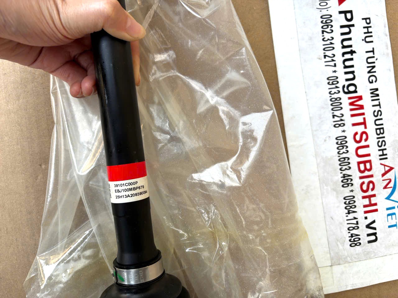 Trục láp, Cây láp trước trái LH Mitsubisi Destinator DST 39101C000P