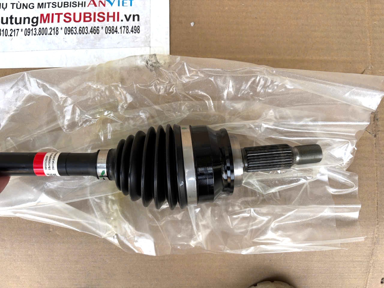 Trục láp, Cây láp trước trái LH Mitsubisi Destinator DST 39101C000P