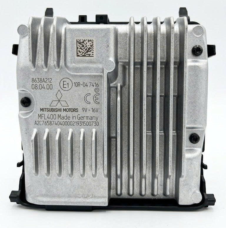 Hộp RADAR CẢNH BÁO Lệch LÀN Xe Mitsubishi Outlander 2016-2024 , Mitsubishi Triton 2015-2023 8638A212 8638A504 8638A211 8638a494 