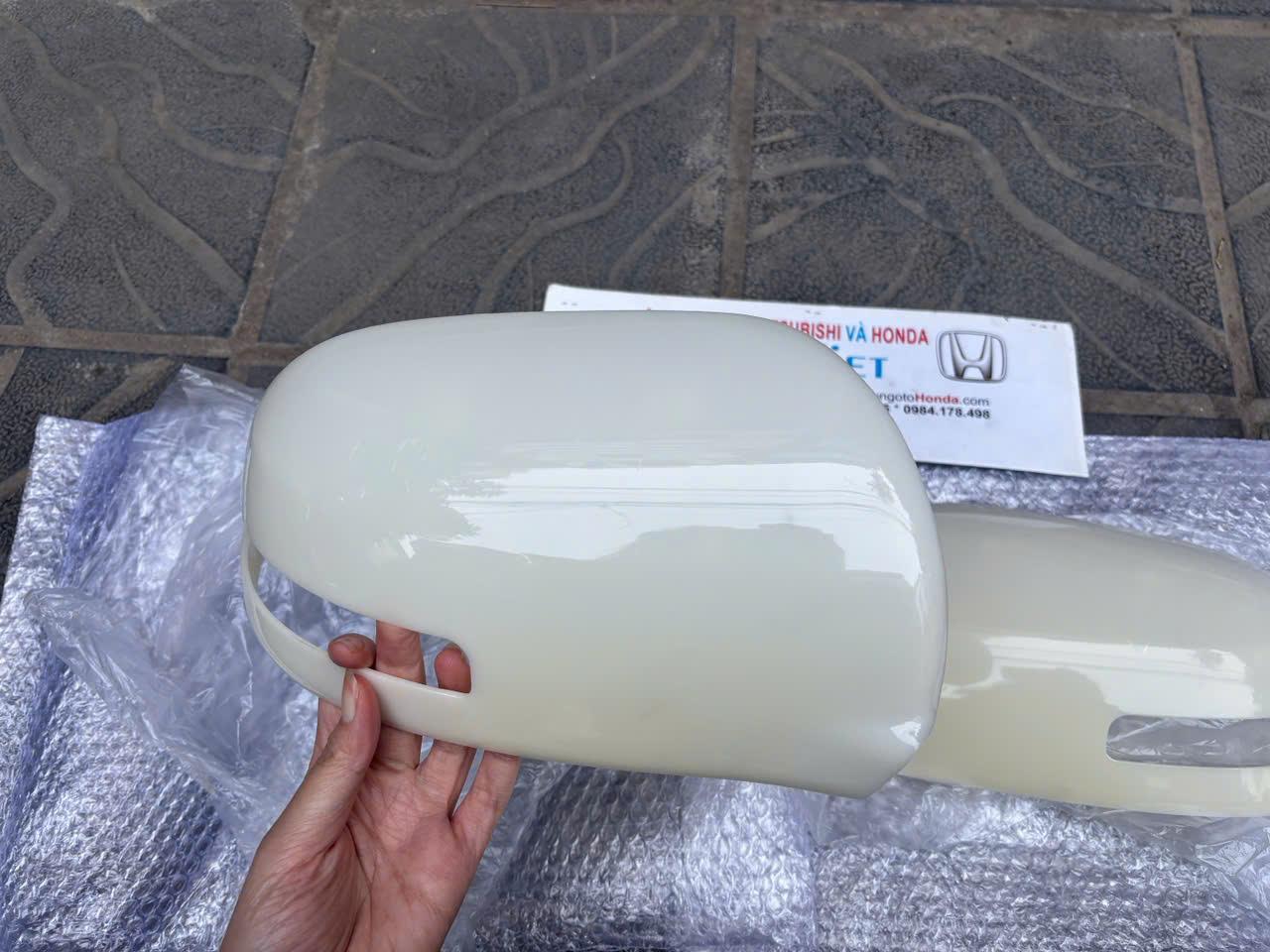 Ốp gương, Gáo gương, Vỏ gương xe Mitsubishi Outlander 7632b413XA 7632b414XA