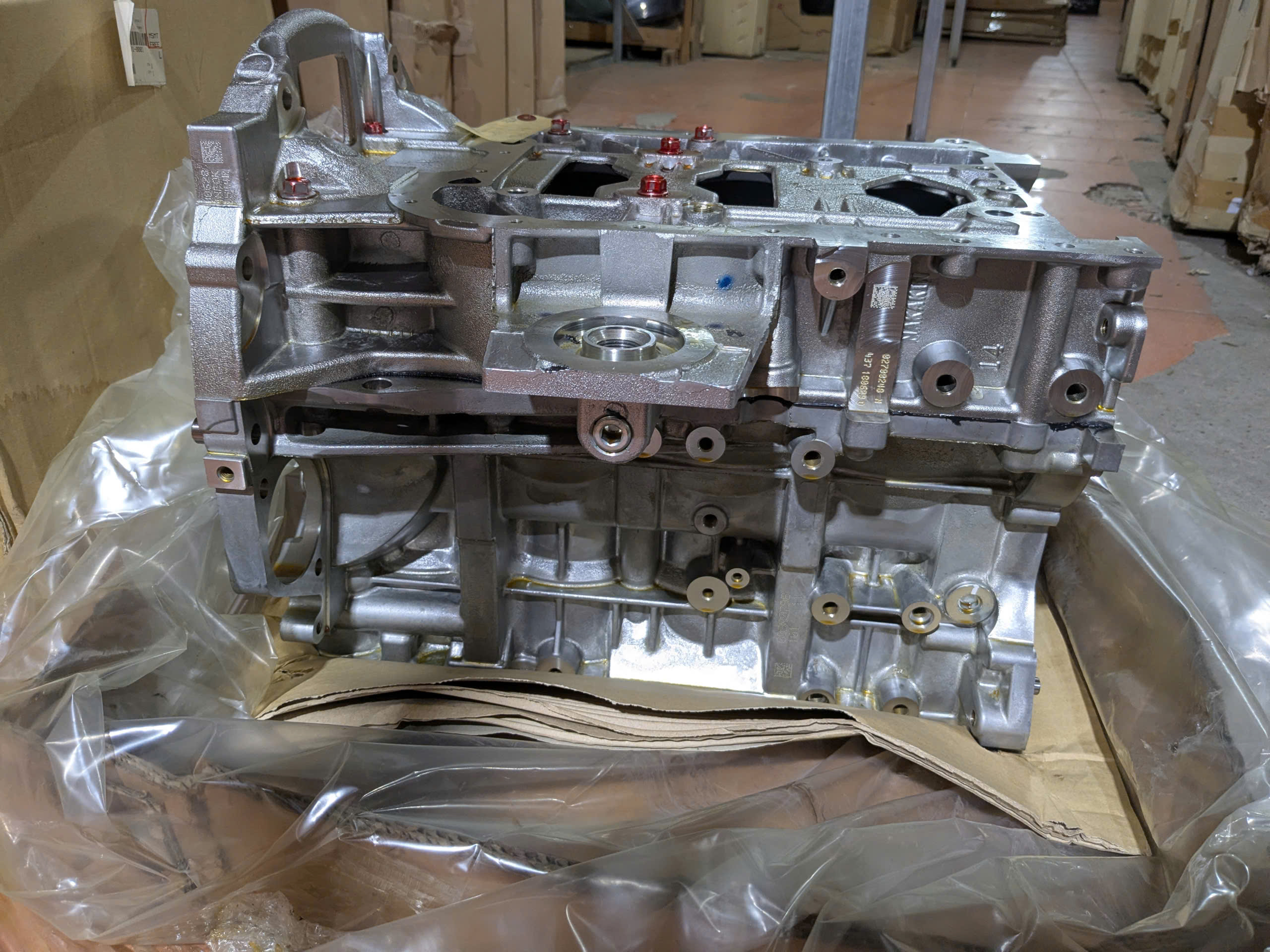 Thân lốc máy động cơ 2.0 4B11 Xe Mitsubishi Outlander 2014-2024, Xe Lancer 2.0 , Lancer IO , gồm lốc máy, trục khuỷu (cơ), Piston  xéc măng tay biên. . . 1000C040 1000D268 1050B297 2701A015 1110B478 1110D624 1110B479 1110D625 1110B480 1110D626 1110A436