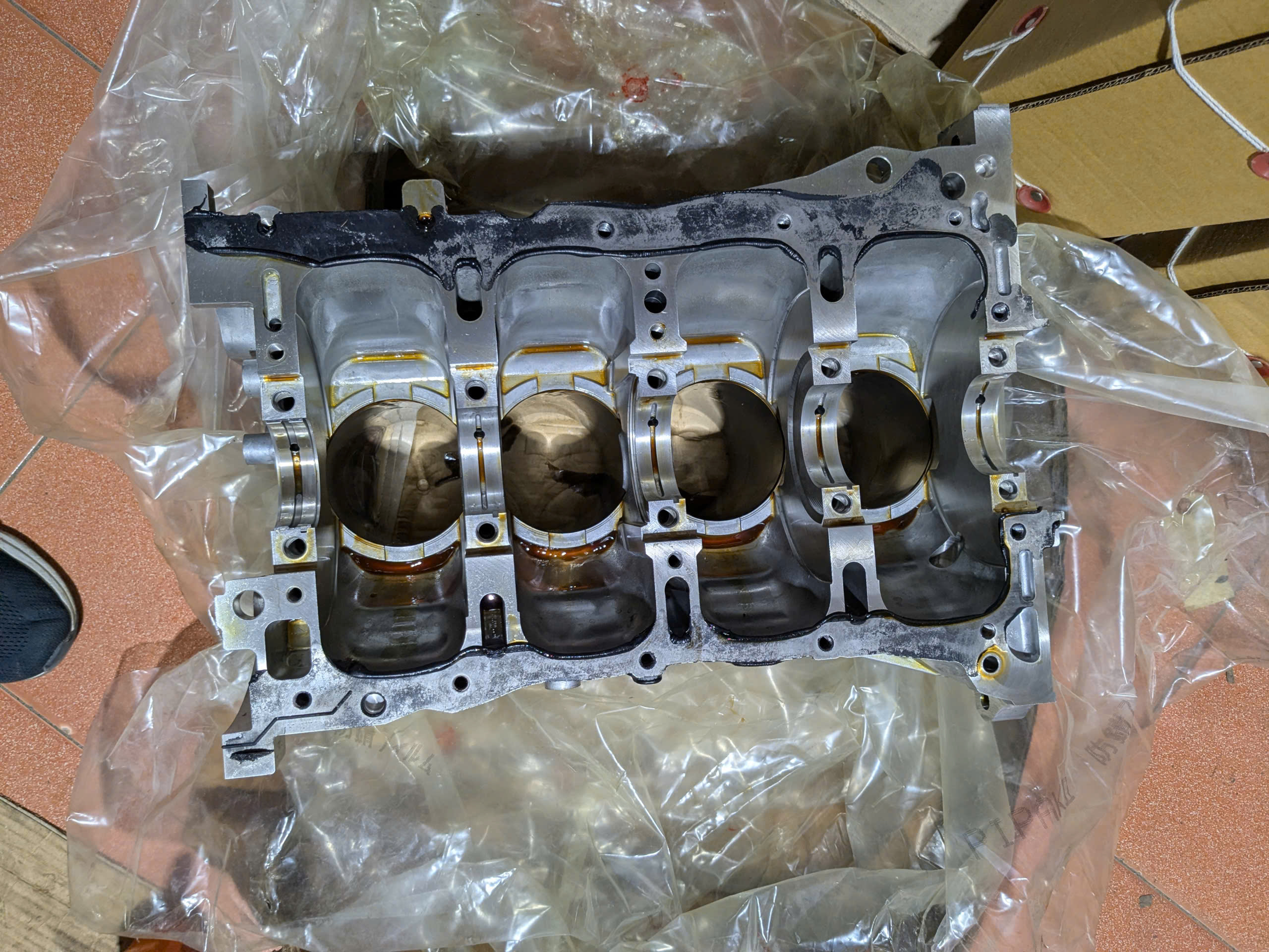 Thân Lốc máy động cơ Xe Mitsubishi Outlander Sport 2014-2017 , Mitsubishi Outlander 2016-2024, máy xăng 4B11 2.0 1050B297 1000C040