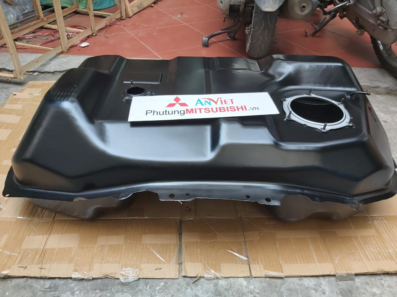 Bình xăng, Thùng nhiên liệu, Bình nhiên liệu, Thùng xăng xe Mitsubishi Outlander