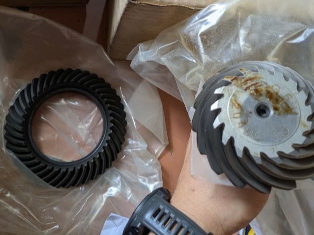 Bộ bánh răng Vành chậu quả dứa cầu sau  Mitsubishi Outlander 2.4