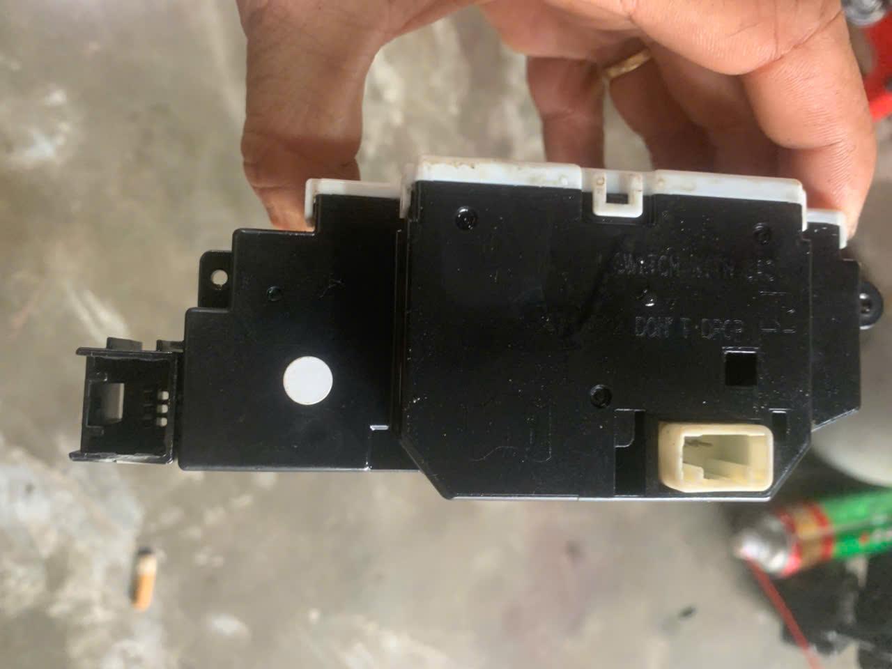 Cảm biến góc lái Mitsubishi Xpander, Outlander, Attrage, Pajero Sport, Outlander Sport