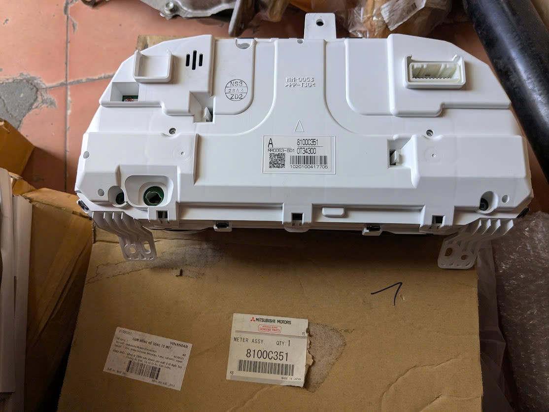 Cụm đồng hồ công tơ mét táp lô  Mitsubishi Outlander Sport 2014 xe 5 chỗ MM0053-601 0T34300