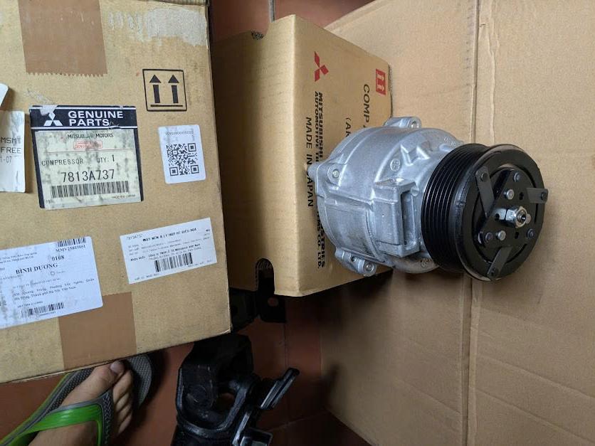 Lốc điều hòa máy lạnh  Mitsubishi Outlander Sport 2014  Mitsubishi  lancer gala Mitsubishi Outlander- mã cụm gồm thân lốc và puly ly hợp lốc máy lạnh