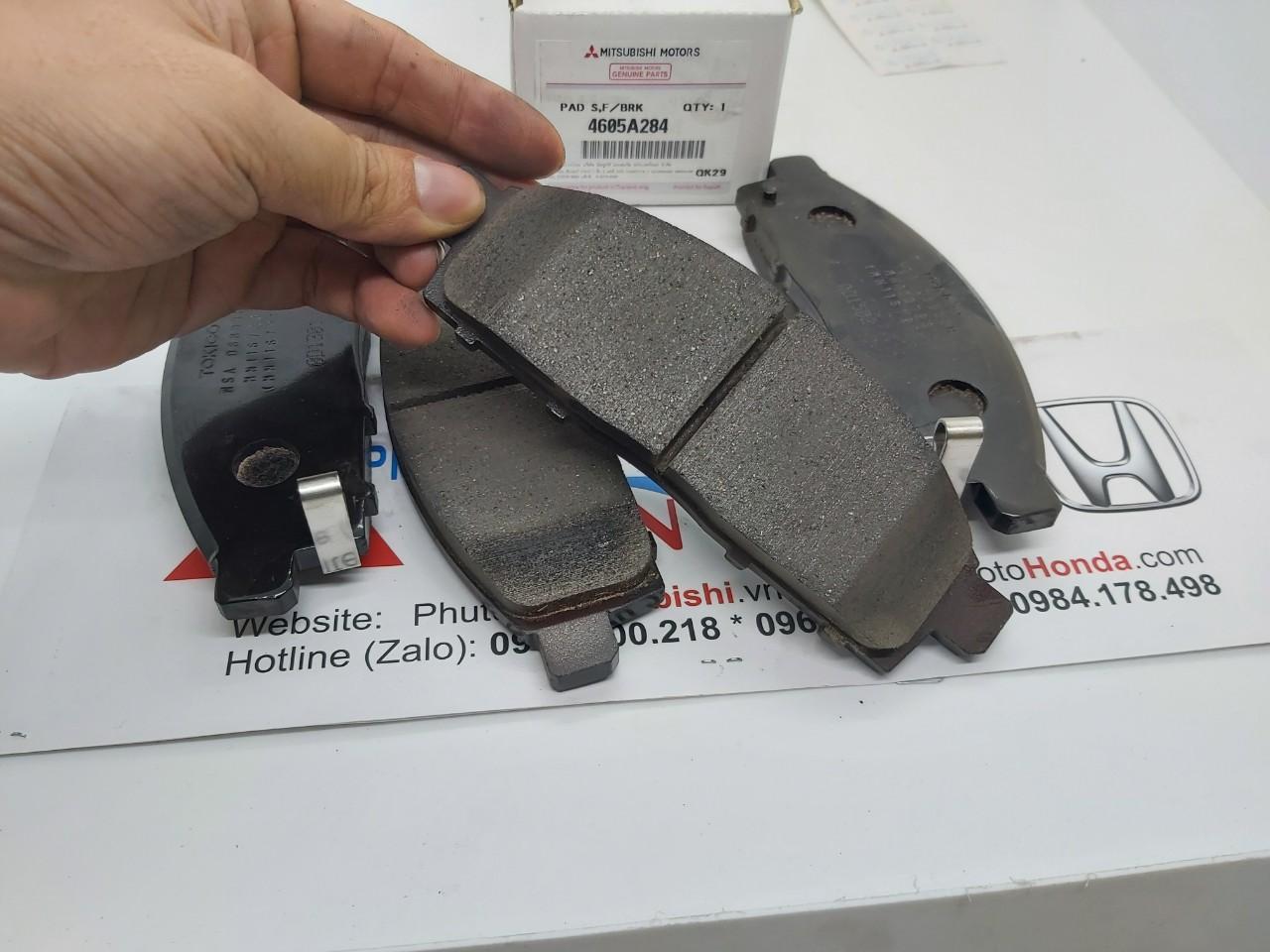 Má phanh trước, Bố thắng trước xe Mitsubishi Pajero Sport