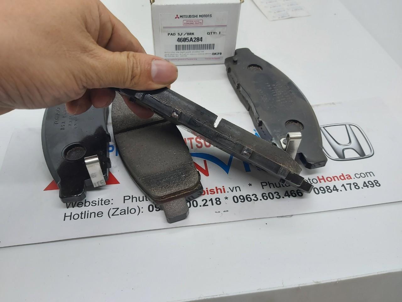 Má phanh trước, Bố thắng trước xe Mitsubishi Pajero Sport