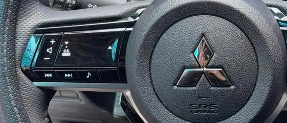 Công tắc cruise control và công tắc âm lượng  ở vô lăng Xe Mitsubishi Xforcer 2024-2026, Mitsubishi DESTINATOR 2025-2026, Mitsubishi Pajero Sport  2022-2026 8616A186 8602A231 8602A187 8602A093 8616A186 8602A099 8602A098 8616A034 8616A033 8616A043 