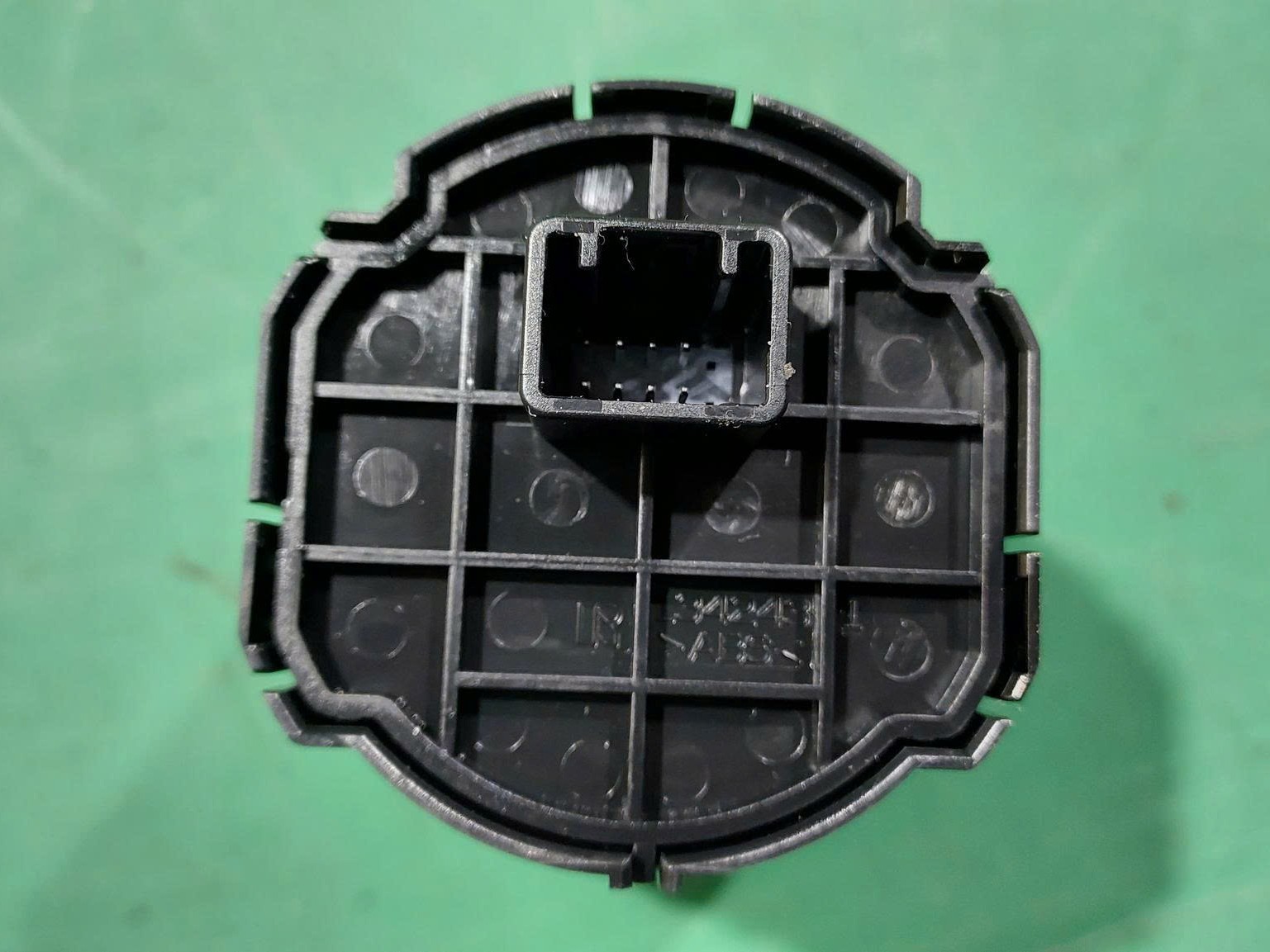 Công tắc= núm vặn xoay cài- gài cầu   Mitsubishi Pajero Sport  Triton 2H 4H 4HLc 4LLc 8604A046XA  bai