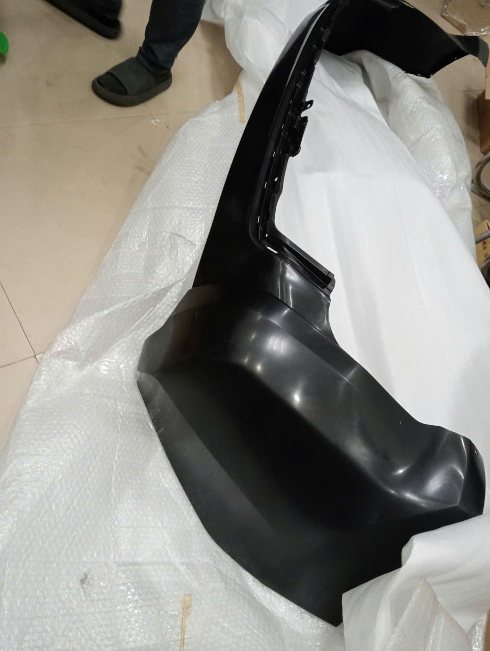 Cản sau xe Mitsubishi Pajero Sport 2017-2019