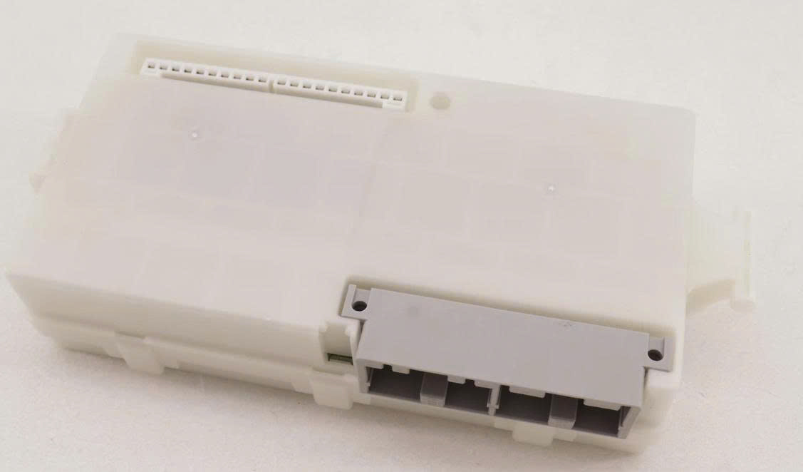 Hộp etacs Mitsubishi Pajero Sport, hộp Body Pajero Sport dưới hộp cầu chì trong táp lô xe 8637b231 