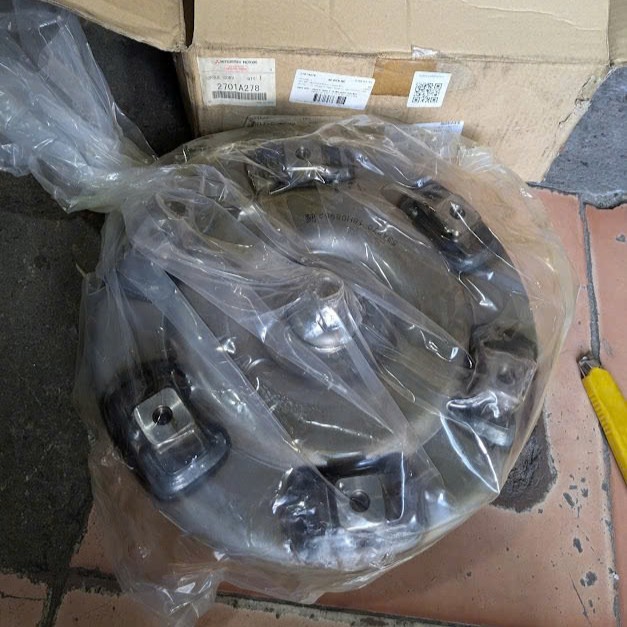 Quả bí biến mô hộp số xe Mitsubishi Pajero Sport