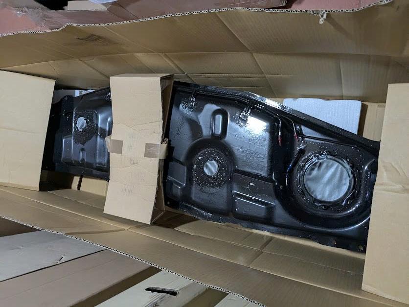 Bình nhiên liệu Mitsubishi Pajero v93 V73 - thùng xăng Pajero v93 Pajero v93 V73