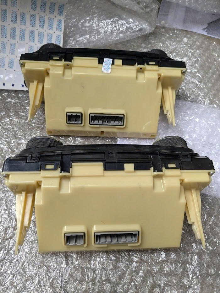 Cụm công tắc điều khiển điều hòa trên táp lô xe Mitsubishi Pajero v93 | Hàng bãi