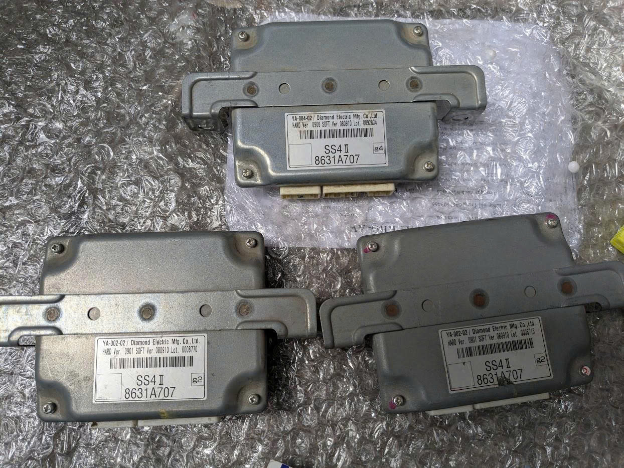 Hộp điều khiển cài, gài cầu xe Mitsubishi Pajero v93 | Hàng bãi