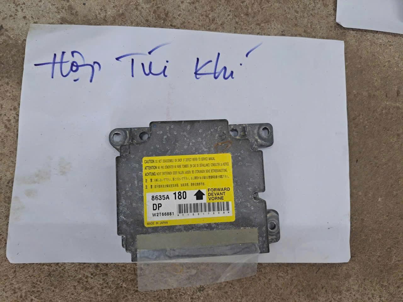 Hộp điều khiển túi khí xe Mitsubishi Pajero v93 | Hàng Bãi