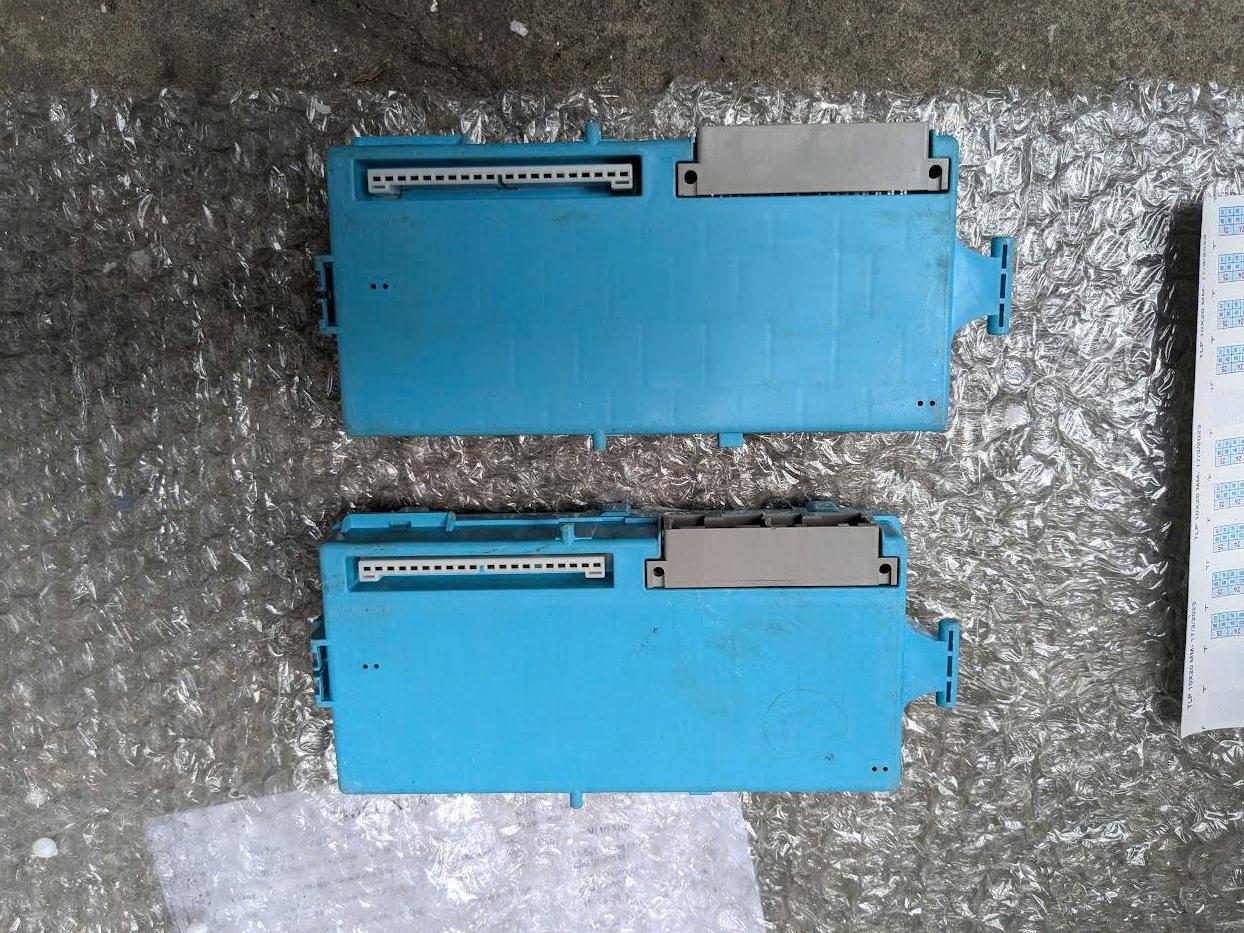 Hộp etacs điều khiển âm báo, thời gian Mitsubishi Pajero ngân hàng v93 hàng bãi