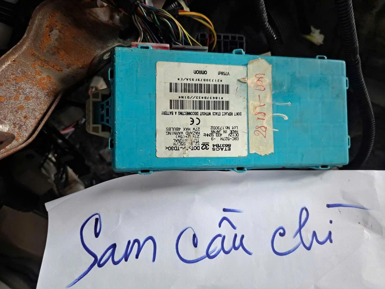 Hộp etacs điều khiển âm thanh thời gian xe Mitsubishi Pajero V93