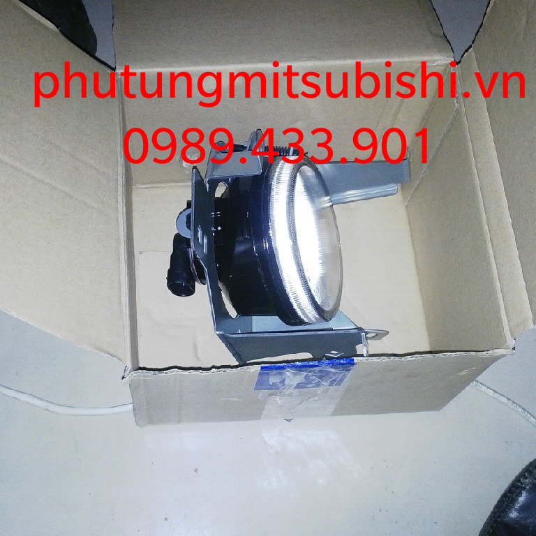 Đèn gầm xe Mitsubishi Grandis