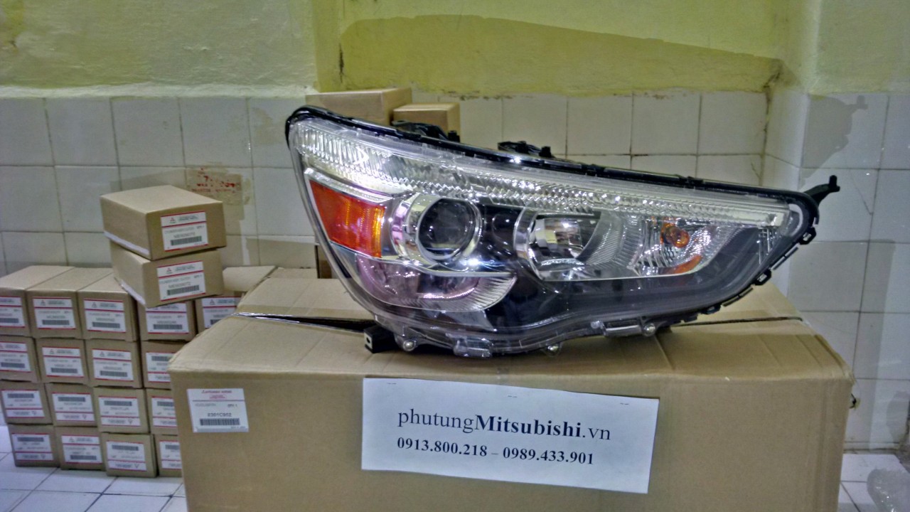 Đèn pha  Mitsubishi Outlander sport GLX halogen