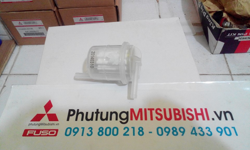 Lọc xăng xe Mitsubishi Pajero