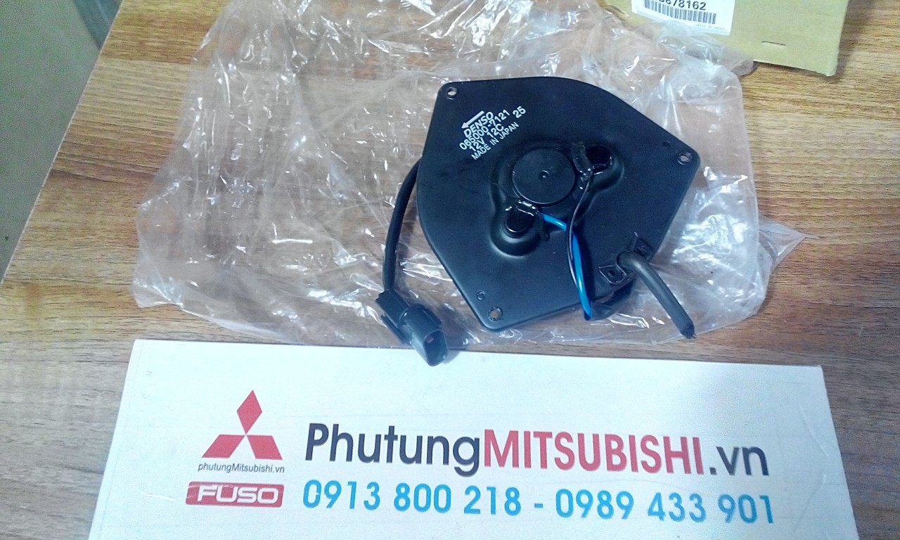Mô tơ quạt dàn nóng xe Mitsubishi Pajero
