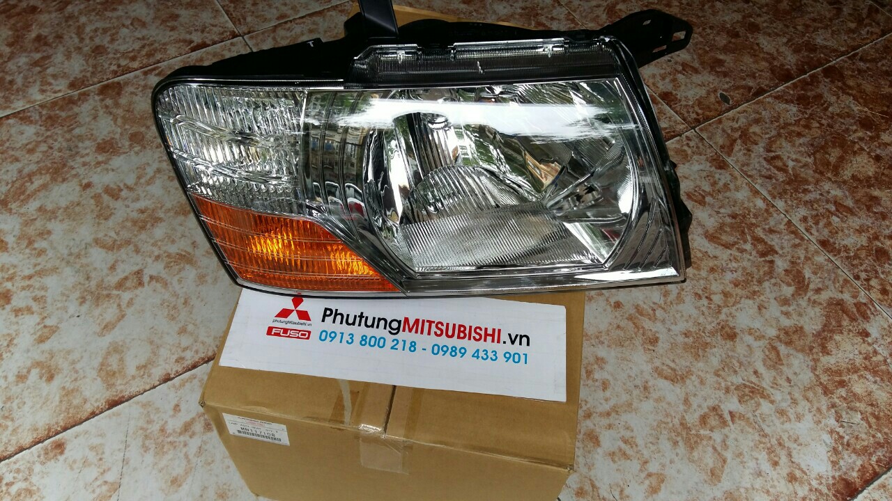 cụm đèn pha xe Mitsubishi Pajero V73