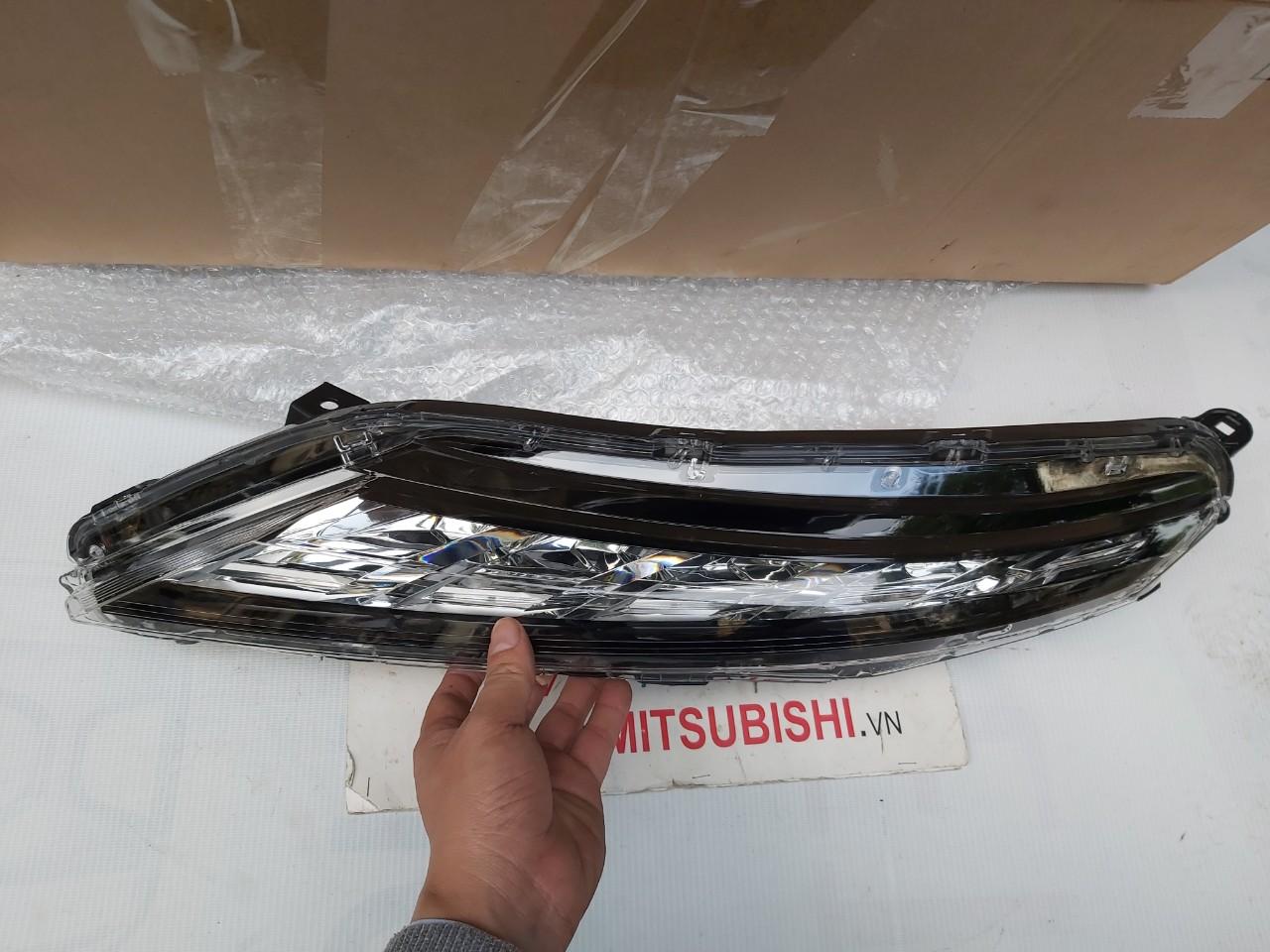 Đèn led ban ngày xe Mitsubishi Xpander