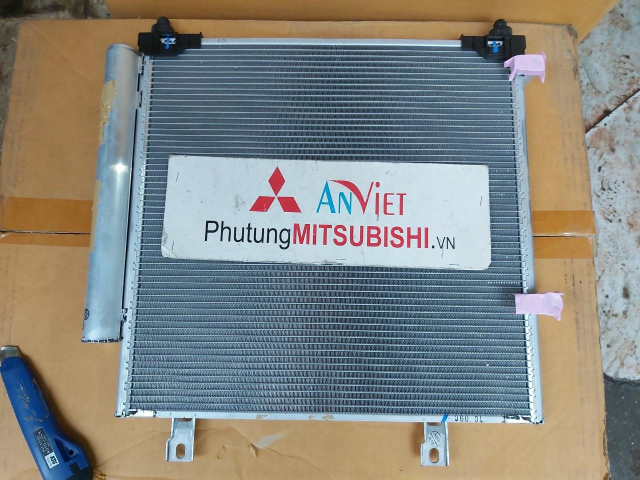 Dàn nóng xe Mitsubishi Attrage