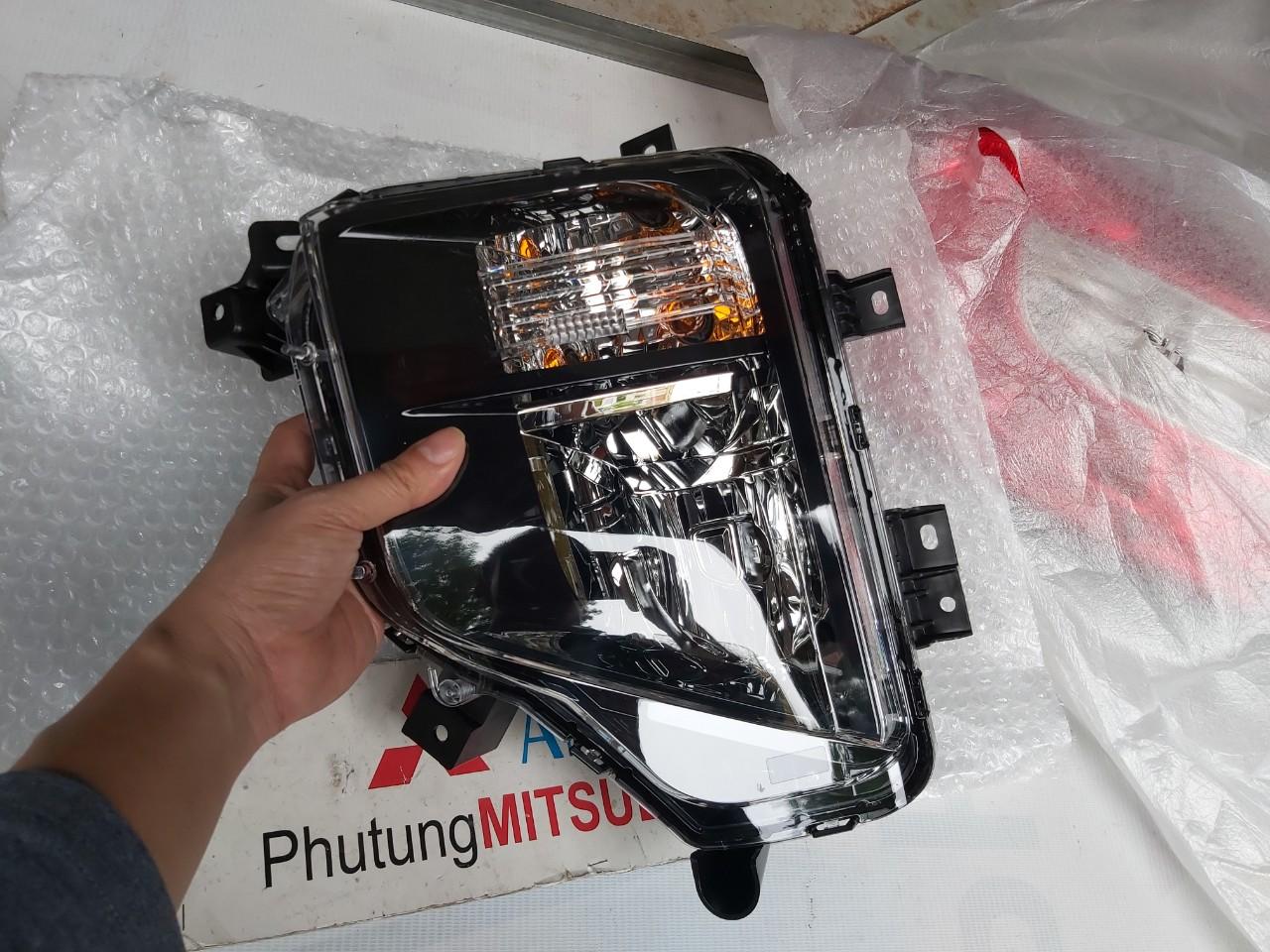 Đèn gầm Mitsubishi Triton 2020