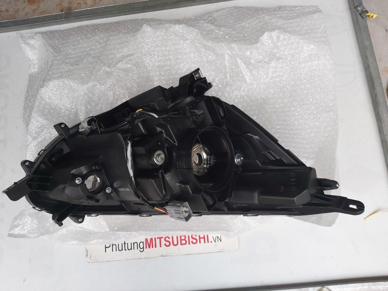 Đèn pha xe mitsubishi Mirage 2016-2020