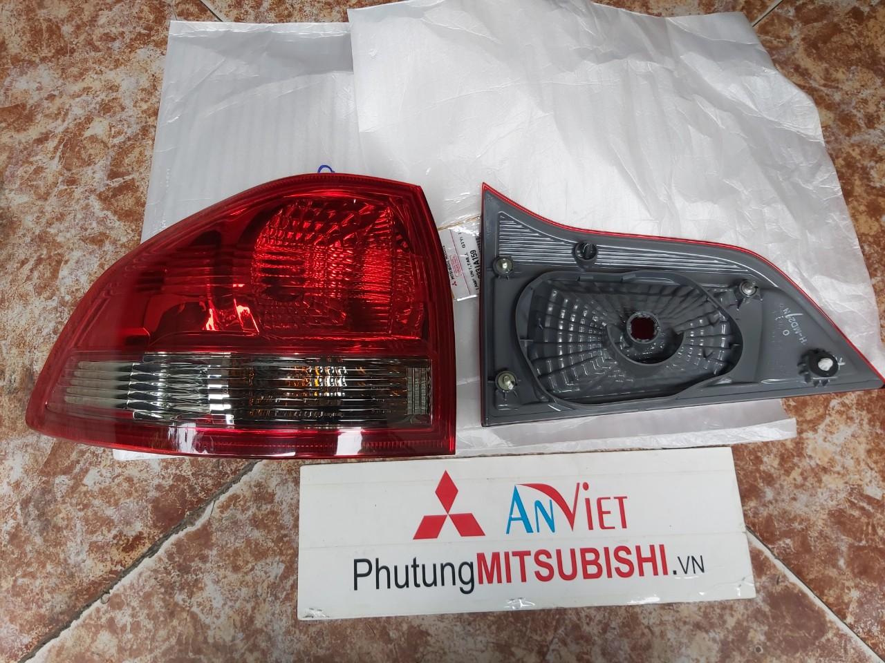 Đèn lái sau xe Mitsubishi Pajero Sport 2014-2018 