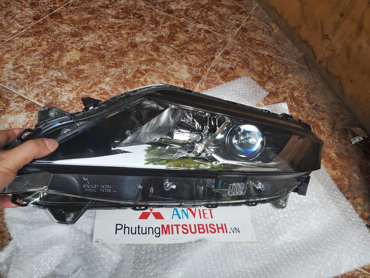 Đèn pha xe mitsubishi Triton 2019 halogen